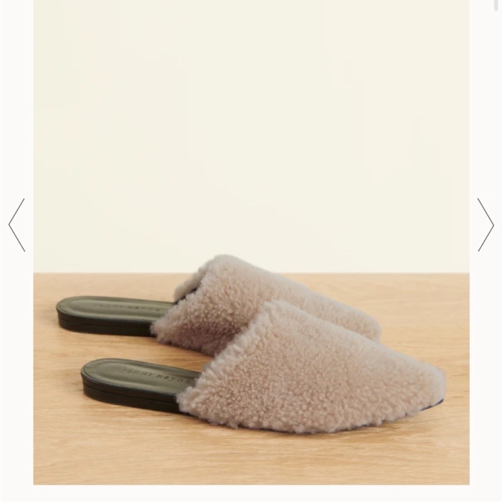 Jenni Kayne Shearling Mule in Taupe